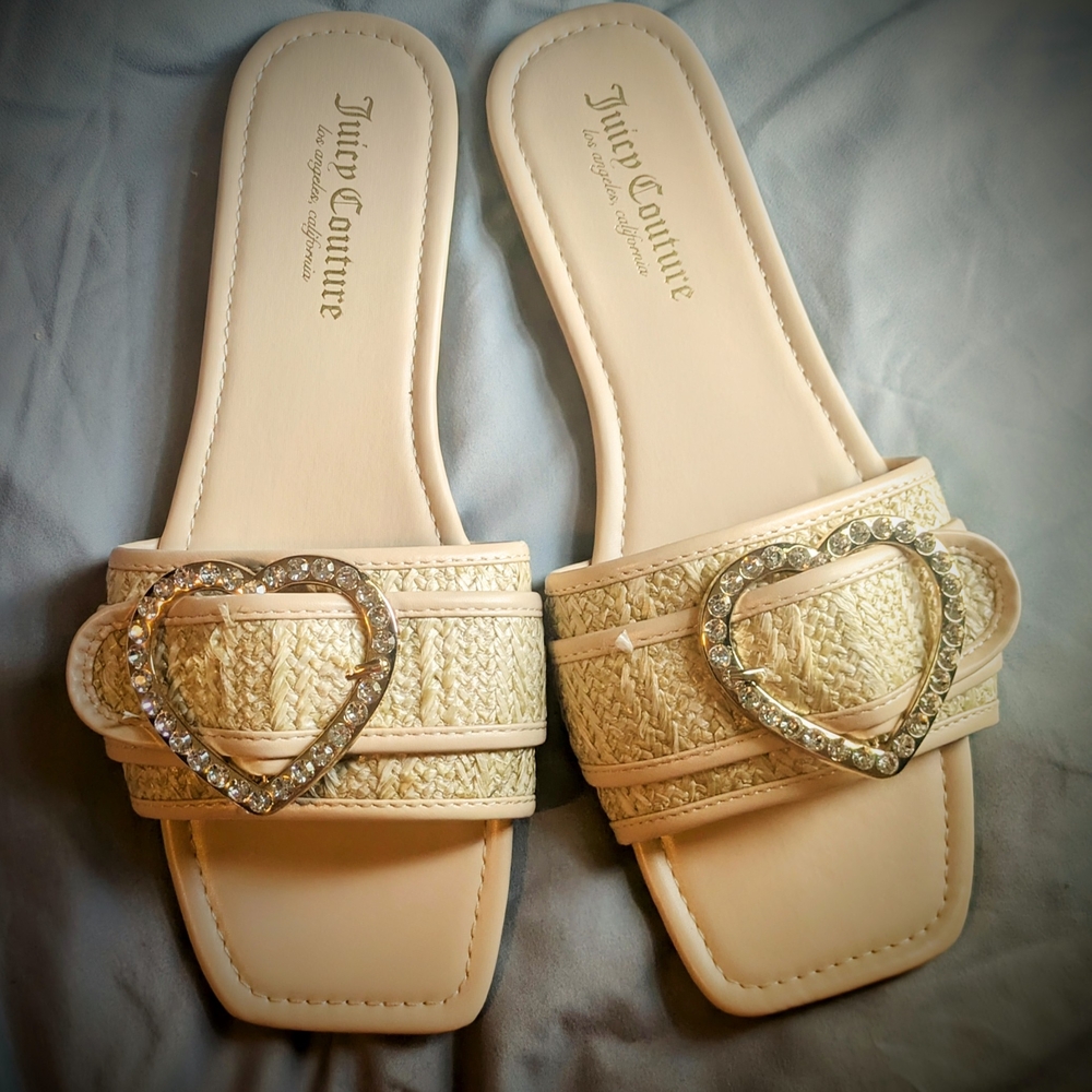 Juicy Couture Cream Sandals with Heart Detail
